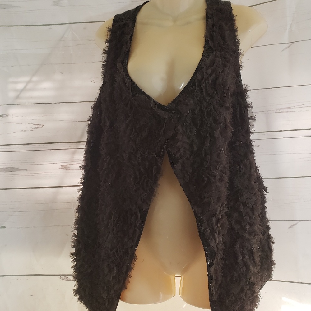 Sachi + Babi Knit vest sz L